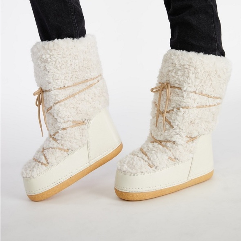 Cozy Cream Winter Boots